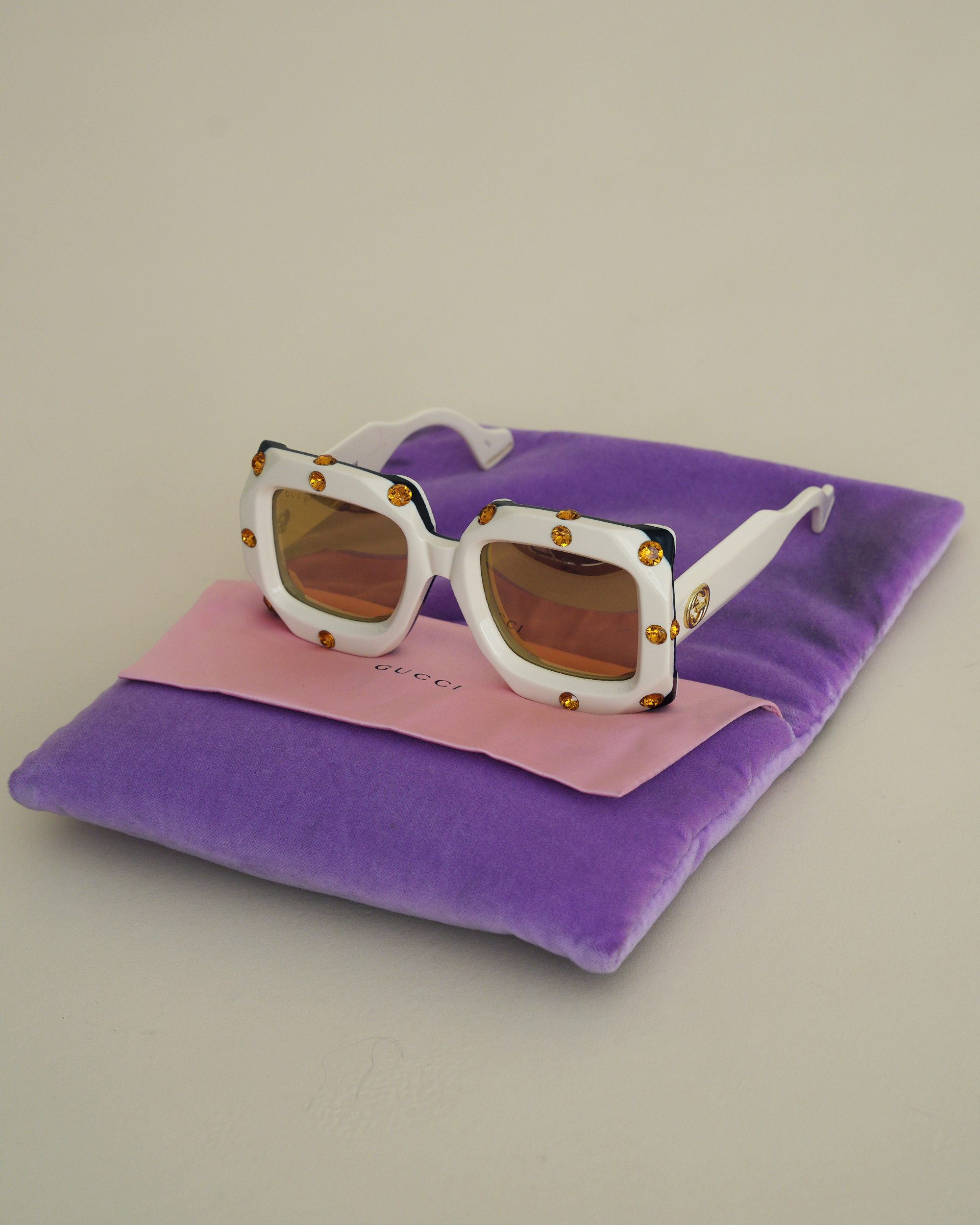 EYEWEAR