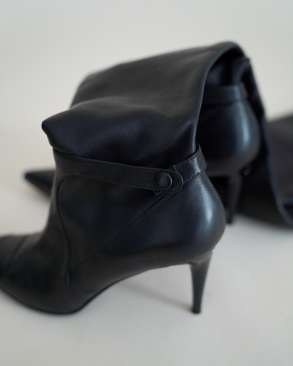 Chanel AW 2005 Thigh-High Leather Boots