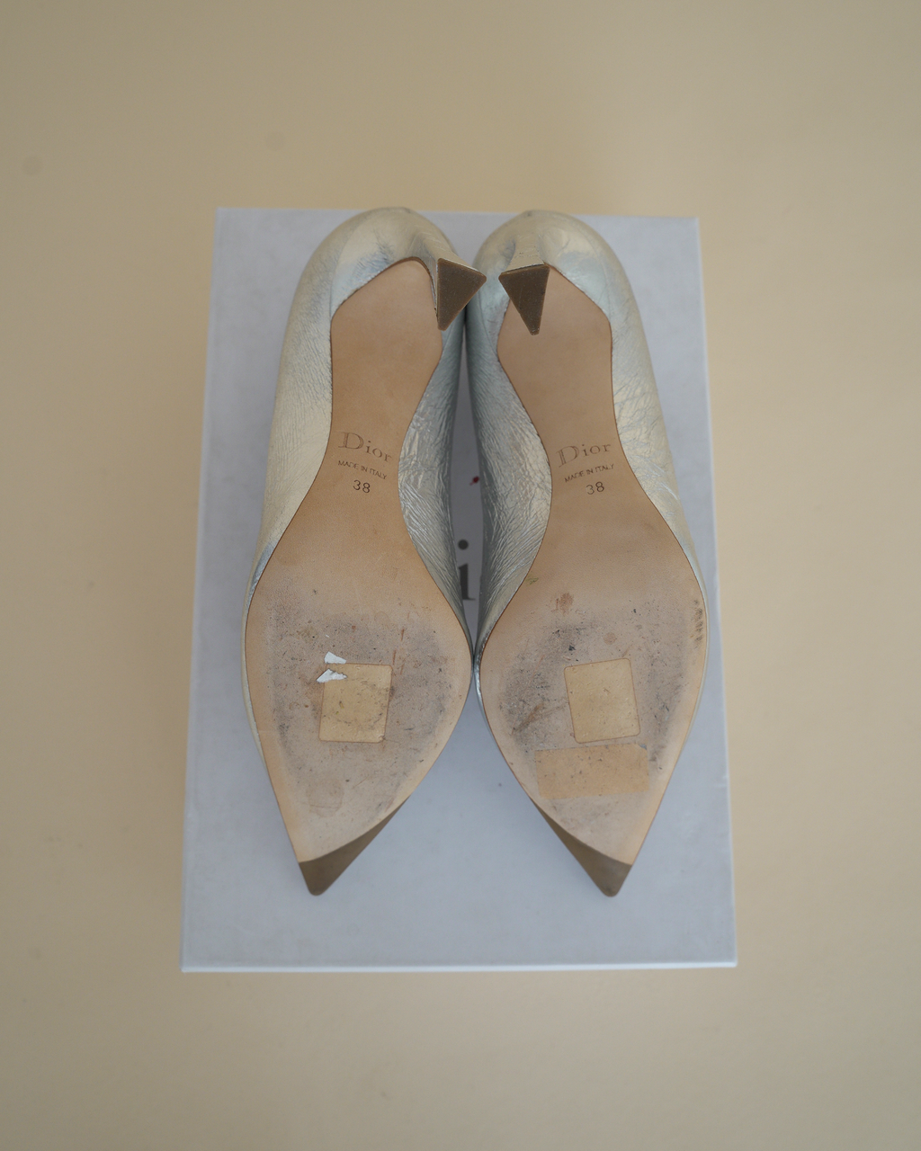 Christian Dior silver crinkle leather “Songe” pumps