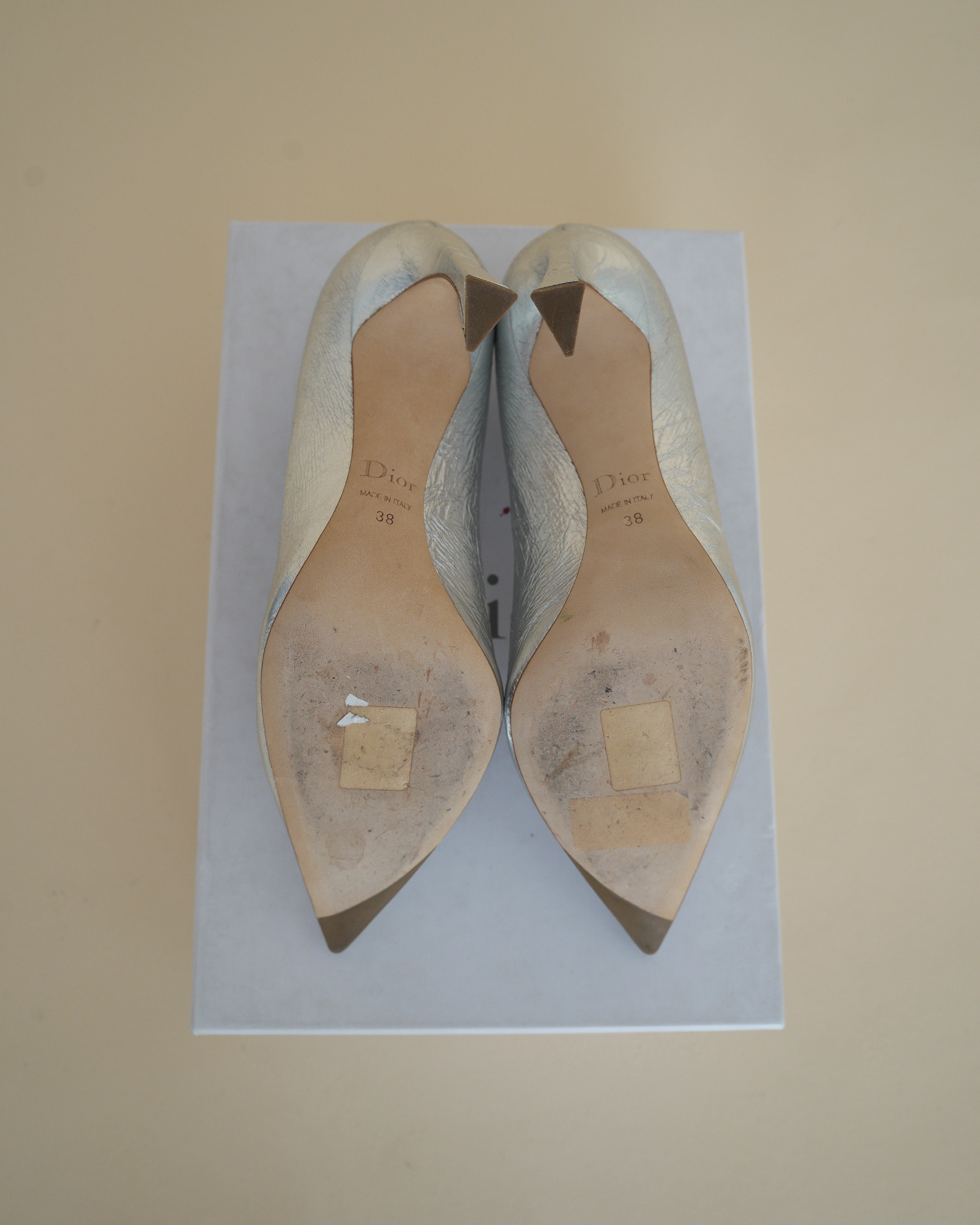 Christian Dior silver crinkle leather “Songe” pumps
