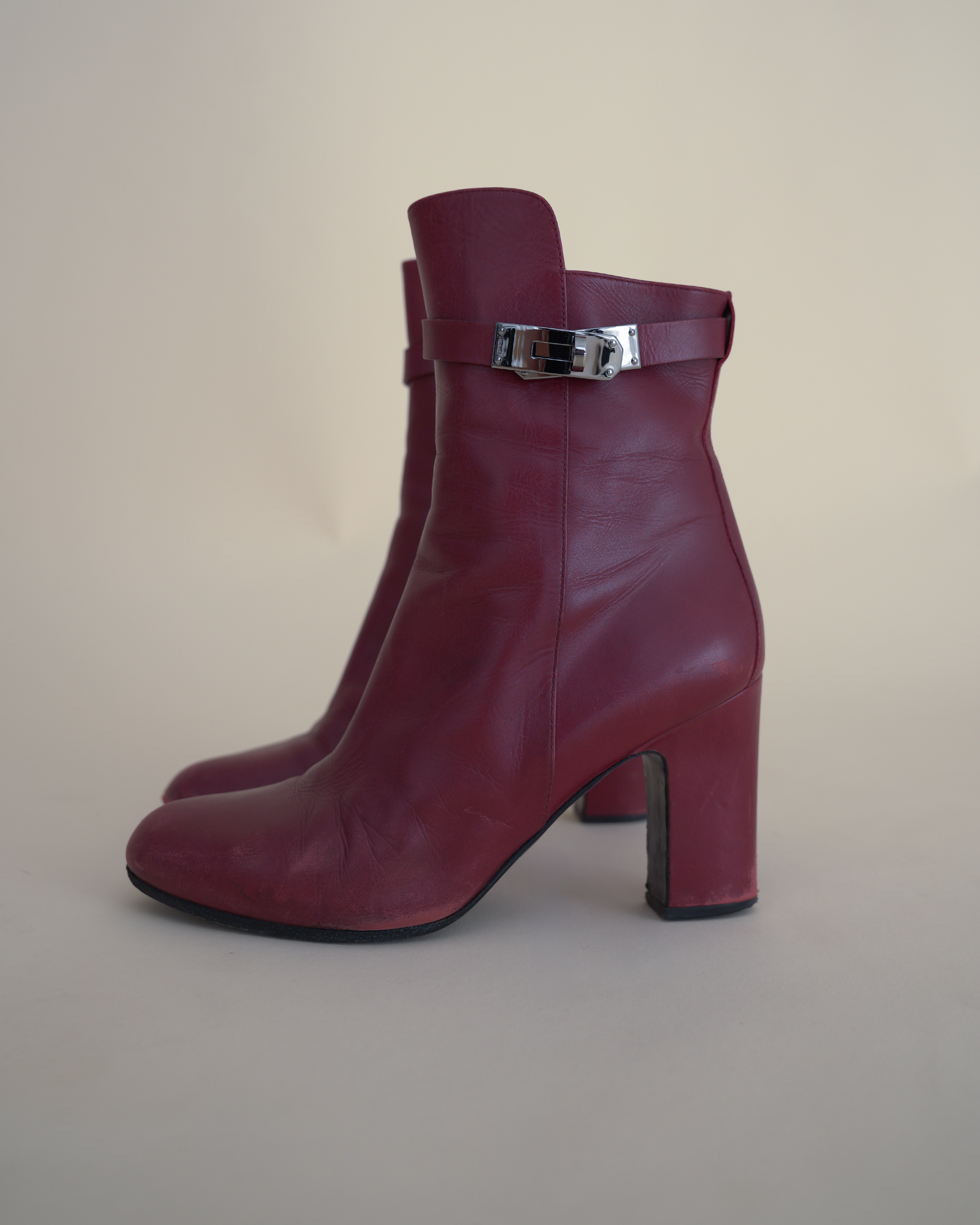 Hermès “Saint Germain” Kelly-Buckle Leather Ankle Boots.