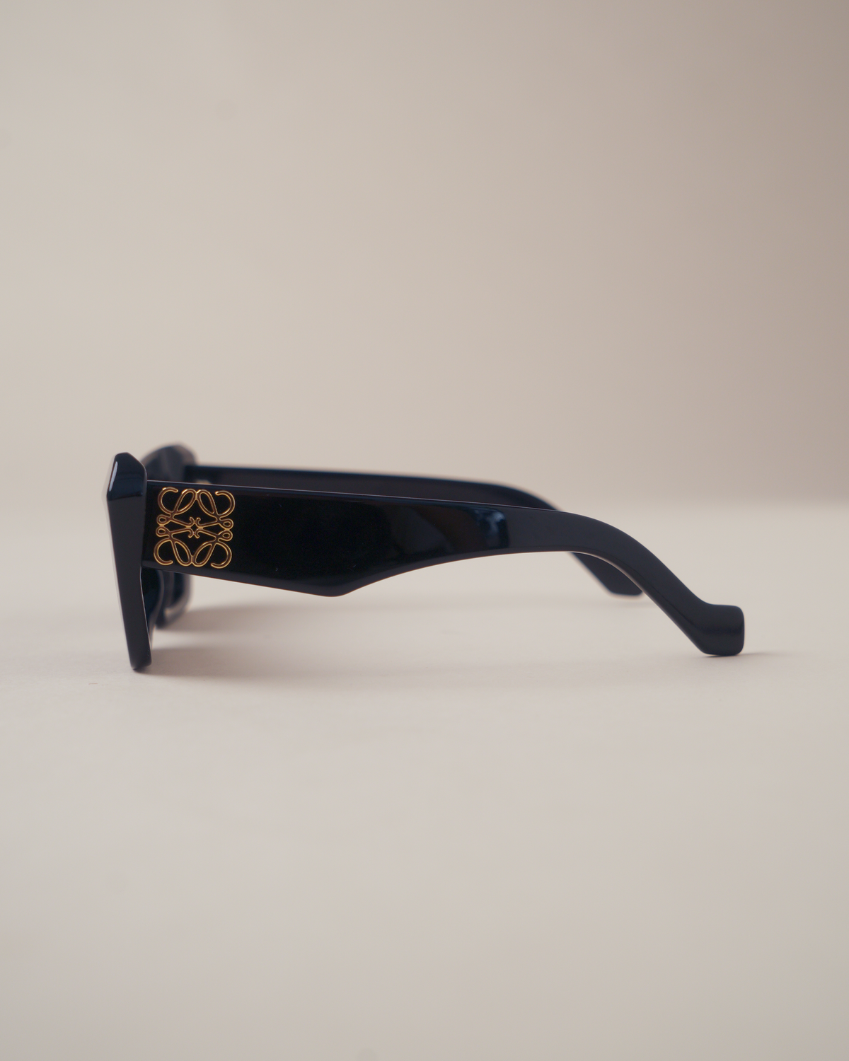 Loewe Chunky Anagram Cat-Eye Sunglasses